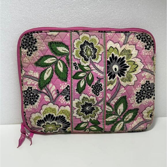 Vera Bradley PRISCILLA PINK Laptop Sleeve Tech Tote Case Zip Around Quilted - Picture 1 of 4